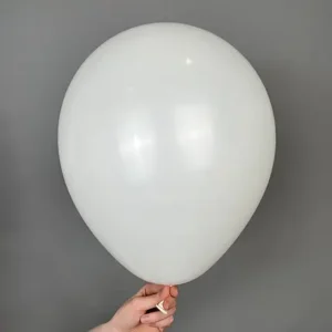 білий латекс пастель 5" K